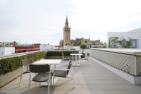 Numa Seville Molina