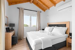 Reiki Luxury Villas