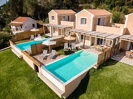 Reiki Luxury Villas