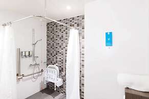 Hampton by Hilton Hamilton Park