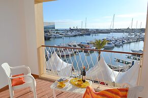 RH Aqua Marina Vilamoura Triplex