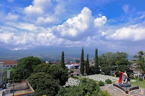 Hotel O 32 Guest House