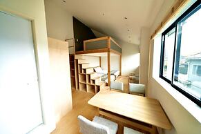 Dot Hostel & Bar