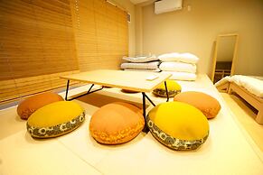 Dot Hostel & Bar