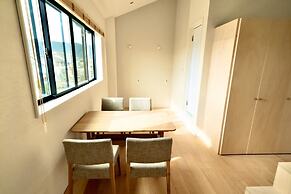 Dot Hostel & Bar