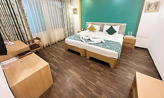 Acron Seaway Resort