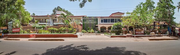 Acron Seaway Resort