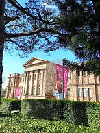 Sydney Hyde Park Paxsafe Apartments