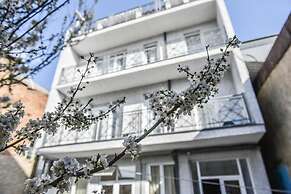 Marialuis Hotel