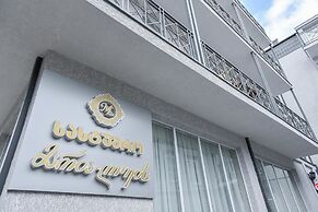 Marialuis Hotel