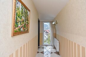Marialuis Hotel