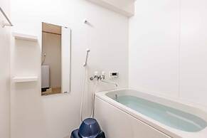Yokoduna Hostel