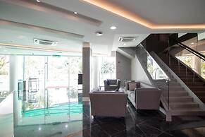 Higher Hotel