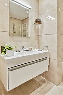 ADAM Hotel Suites