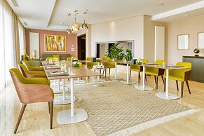 ADAM Hotel Suites