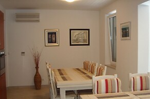 Villa Marina Betina