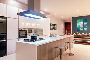 Luxurious Seaview 4BR Private Pool Villa by Intira Villas