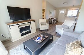 Colony Suites