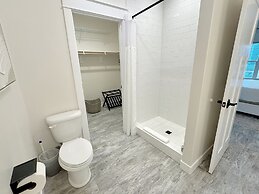 Colony Suites