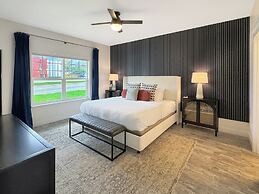 Colony Suites