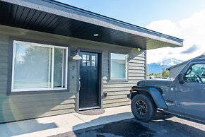 Colony Suites
