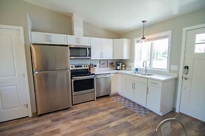 Colony Suites