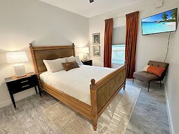 Colony Suites