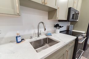 Colony Suites
