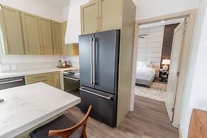 Colony Suites