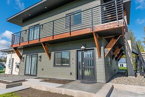 Colony Suites