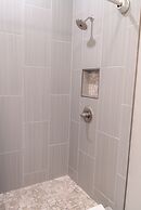 Colony Suites