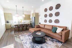 Colony Suites