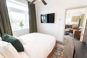Colony Suites