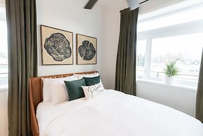 Colony Suites