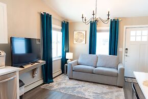 Colony Suites