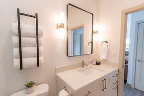 Colony Suites