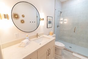 Colony Suites