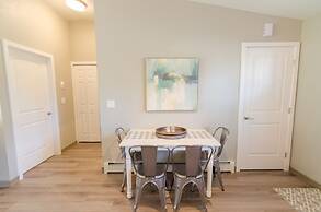 Colony Suites