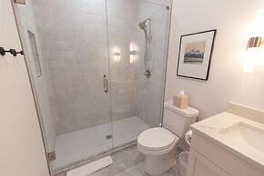 Colony Suites