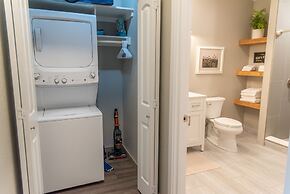 Colony Suites