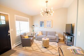 Colony Suites