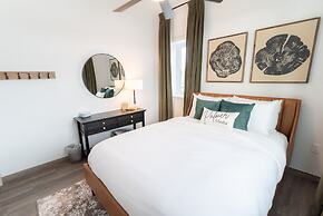 Colony Suites