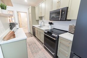 Colony Suites