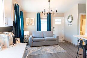 Colony Suites