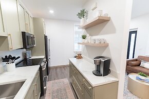 Colony Suites