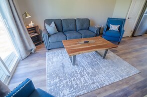 Colony Suites