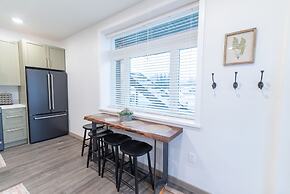 Colony Suites