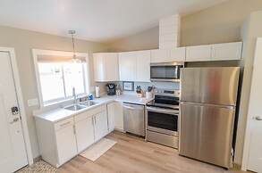 Colony Suites