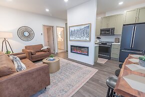 Colony Suites