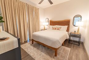 Colony Suites